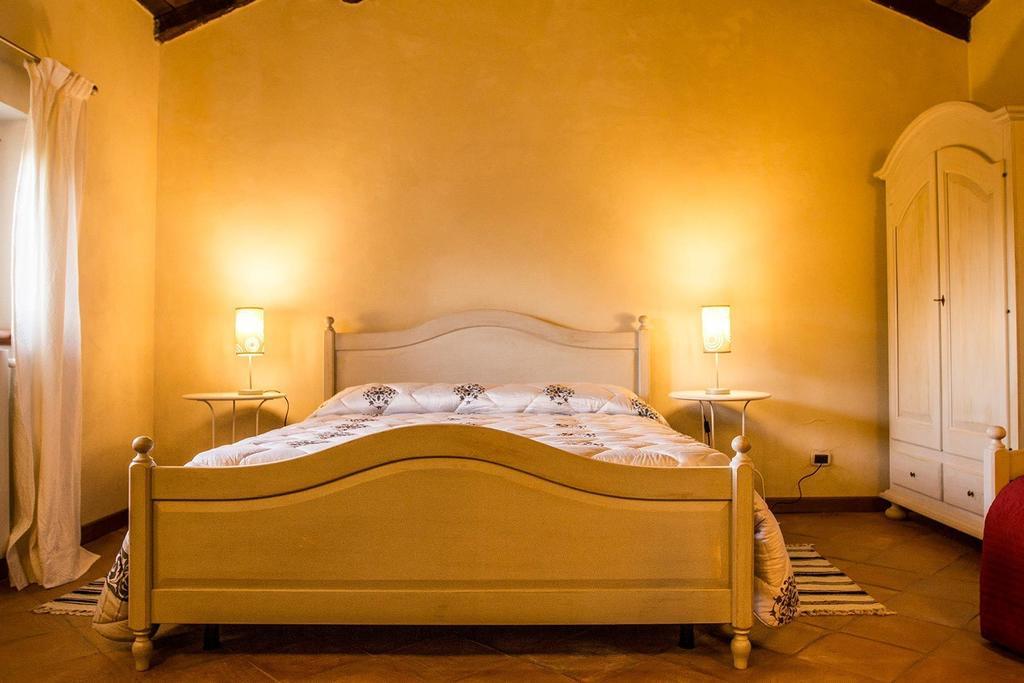 Agriturismo Borgo Serafino Мангоне Номер фото