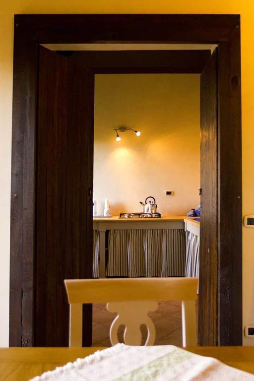 Agriturismo Borgo Serafino Мангоне Номер фото
