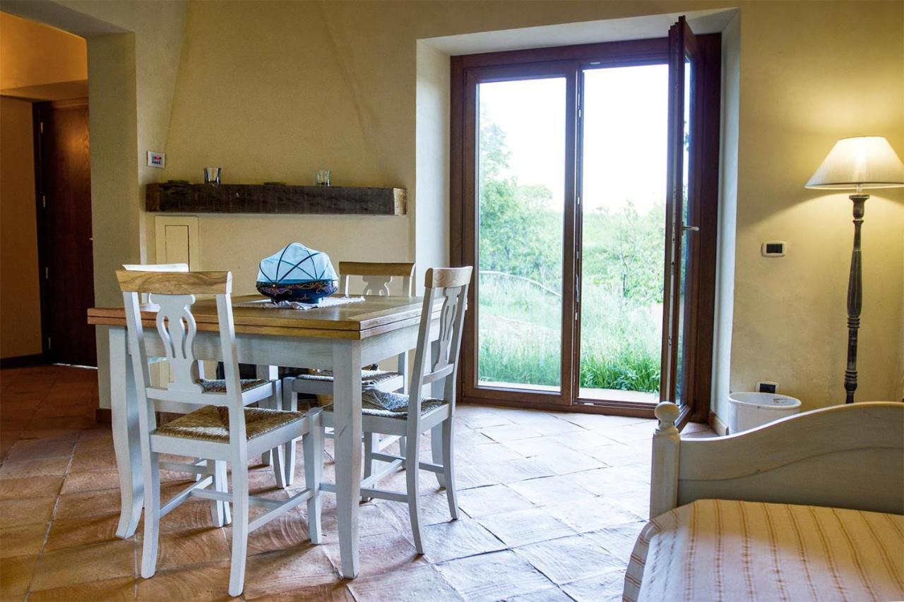 Agriturismo Borgo Serafino Мангоне Экстерьер фото
